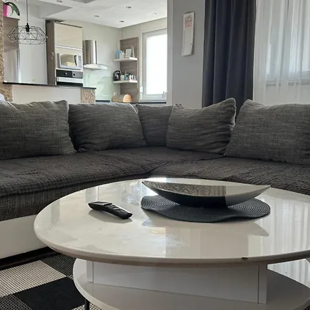 Apartman Poki *